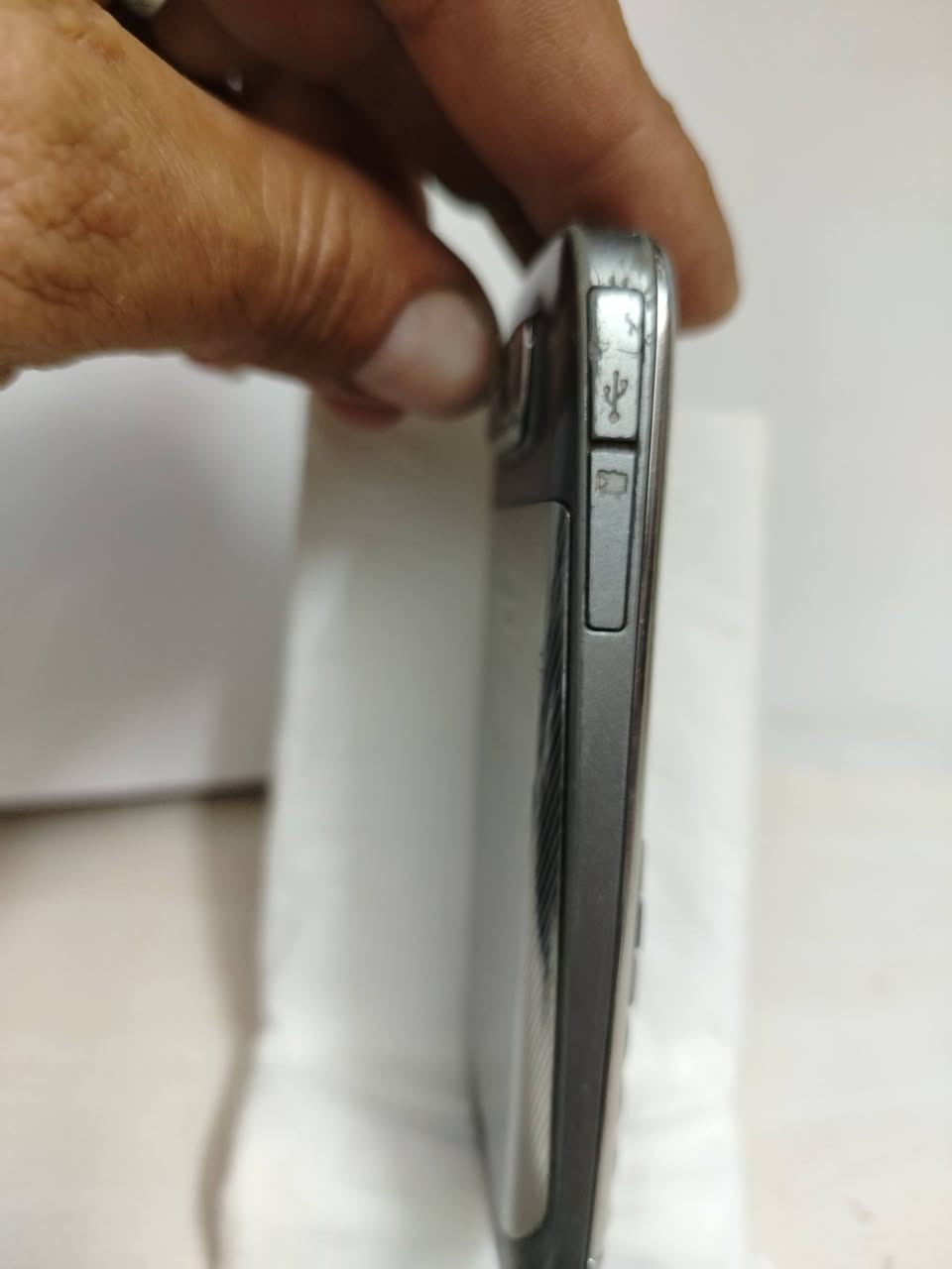 نوكيا👈E72👉شغال بل كامل بس الكامره
سعره مع التوصيل👈 50 الف👉


**إذا كنت صاحب هذا الإعلان وتريد حذفه لأي سبب، رجاءا أرسل رسالة إلى الدعم الفني**