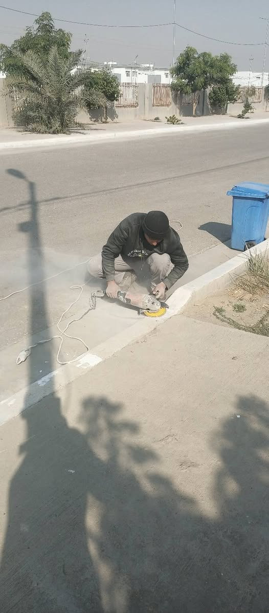 السلام عليكم ورحمه الله وبركاته
مستعدين لتنفيذ المقاولات الثانويه 
رصف المقرنص و صب البلاند و الكربستون 
صبغ و تخطيط الأرصفه 
صب المماشي و السواقي و الجدار الساند 
نفذنا أكثر من 50 موقع في أغلب المحافظات 
*********** 
***********
