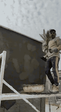 لبّاخ • متفرغ • ملتزم