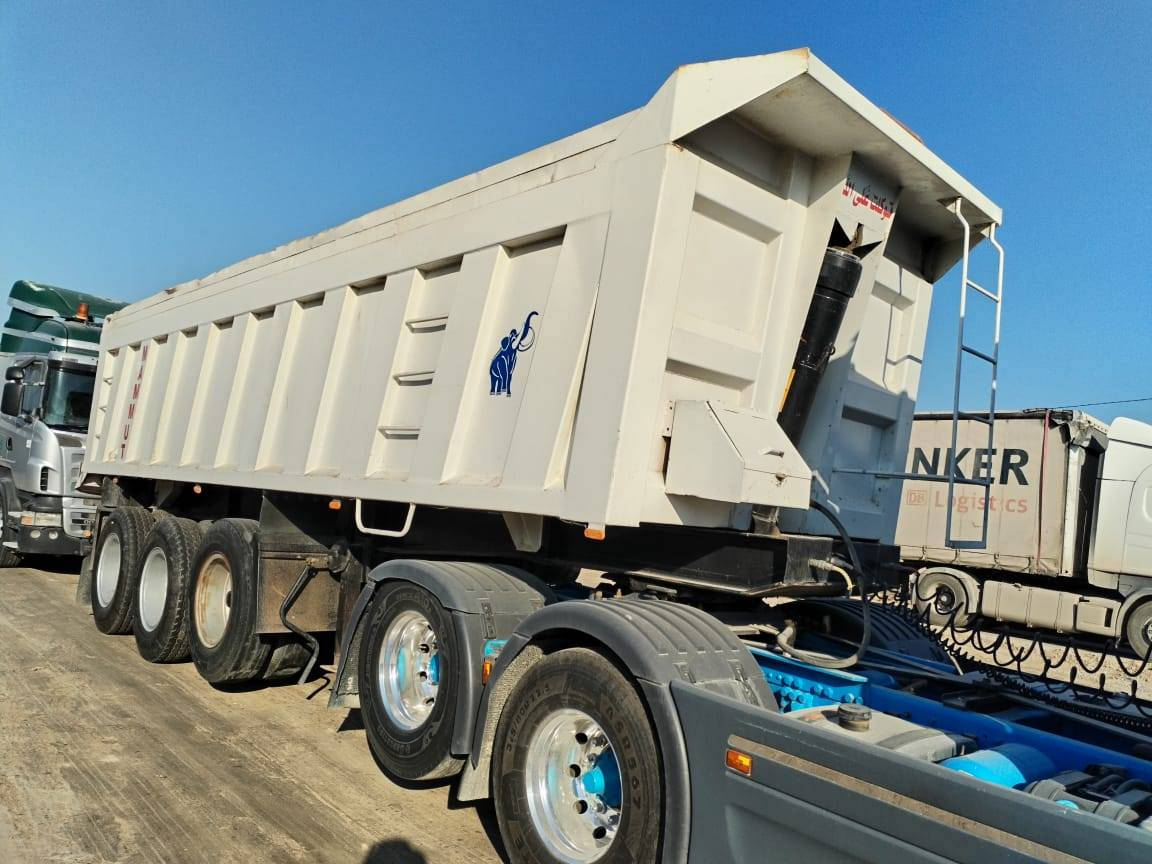 السلام عليكم عربانه امل بغداد 33 متر جديده تخم تاير جاهزه للعمل بصره الهارثه ***********
