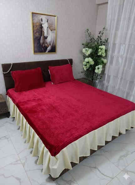 فرشات خياطة
نوع القماش // شتائي خاولي كركش من ٣ اتجاهات 
السعر // 15000 ألف
يوجد خدمة توصيل
للاستفسار // واتساب ***********
