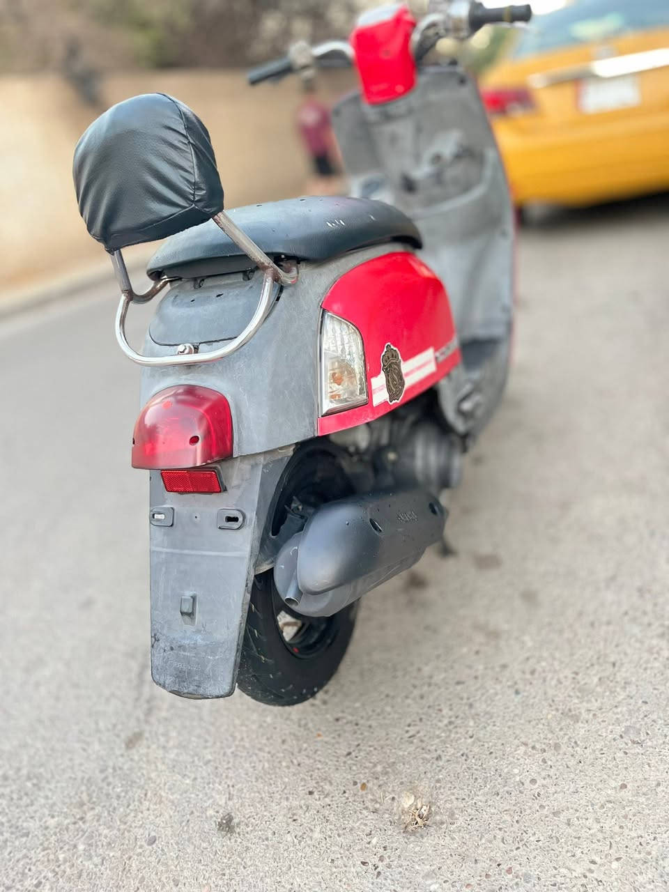 سلام عليكم دراجه ماكس بوليس دراجه مكفوله كفاله عامه سعر ٨٠٠ مكان بغداد الغزاليه رقم *********** 🛵
