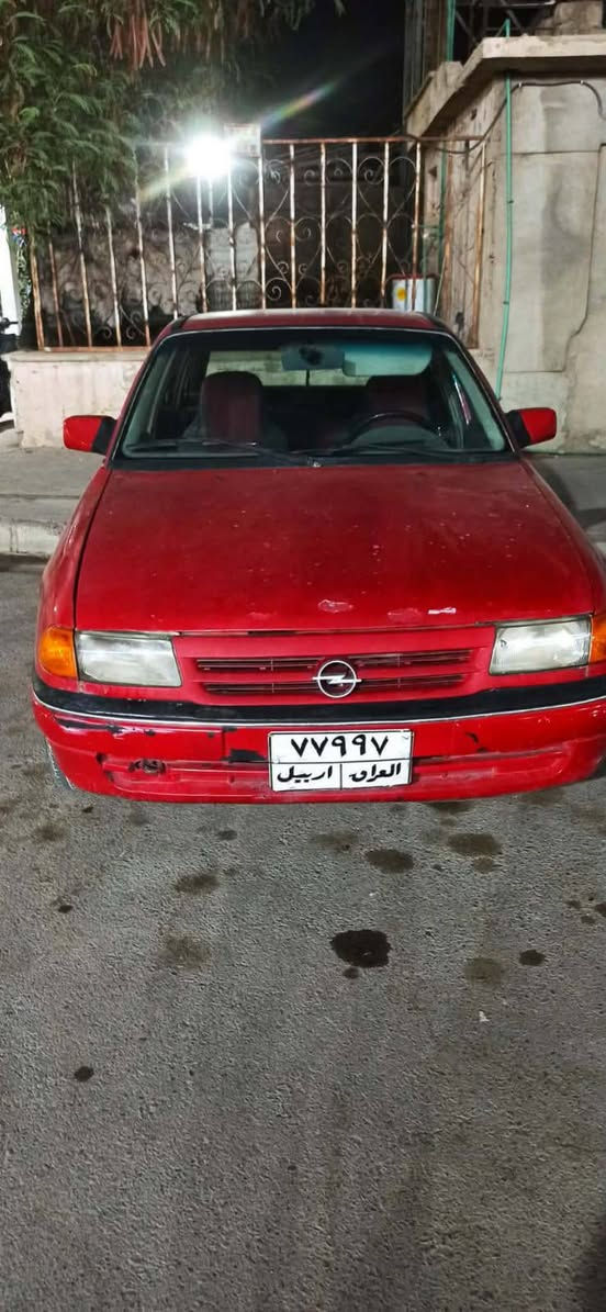 السلام عليكم .. بيع مستعجل  استرا موديل ٩١ رقم اربيل شرط التحويل مكينه بيها بداية صرف ..بدلتلها كور  جديد بس ينرادلها رنكات فقط والباقي كلو شغال بيها اربع قطع صبغ  أبيعك حزام ..شرط الغرامات صفر  والتحويل ..السعر ٢٨ وبيها مجال للشراي ...
***********
