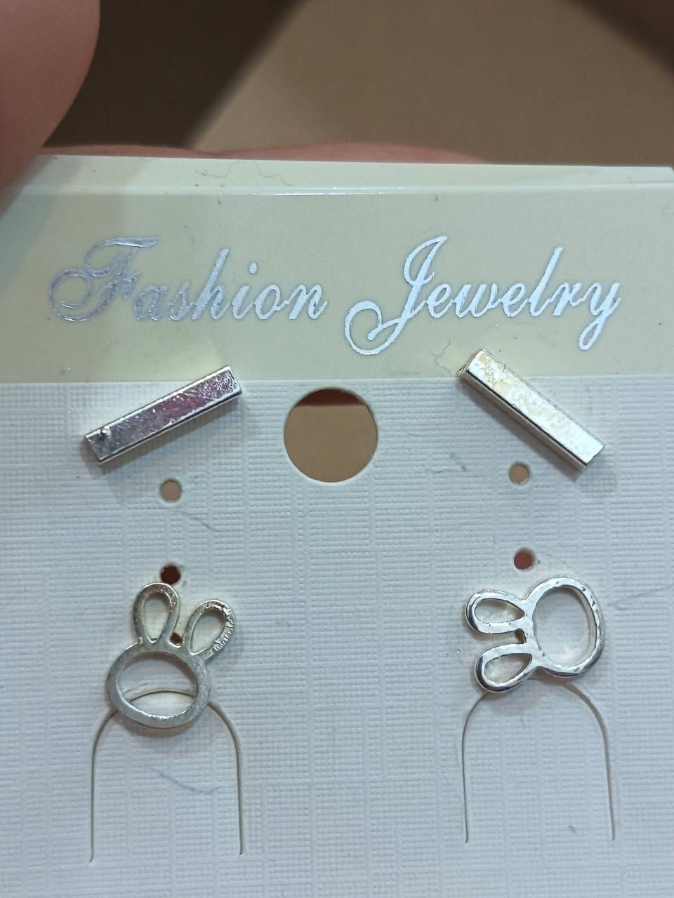 وجية ثانيه تراجي طلاء فضه مختوم s٩٢٥ كارت بالف بي زوجين واذا اختياري الزوج ب ٧٥٠


**إذا كنت صاحب هذا الإعلان وتريد حذفه لأي سبب، رجاءا أرسل رسالة إلى الدعم الفني**