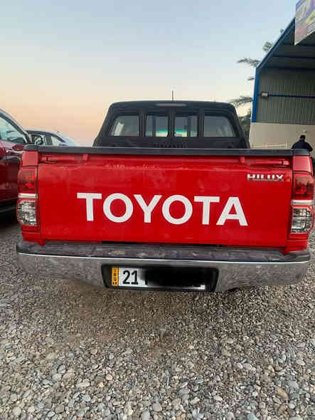 السلام عليكم تيوتا هايلكس موديل ٢٠١٤ سردار رقم سليمانيه انكليزي شاصي ١٢ سياره مكفوله كفاله عامه عده شخط بصيط صفحت البدي الباقي كفاله محرك ما مفتوح ماشيه ١٤٠ حقيقي سياره جديده جاهزه من صدر تخم تاير ويل كب تدفئه تبريد كله شغاله مكان ديالى بعقوبه للاستفسار 
***********
