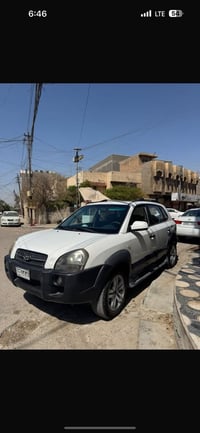 توسان موديل 2009 محرك 2000 دوش وارد كوري السعر 85$ وبيها مجال للطيبين ...