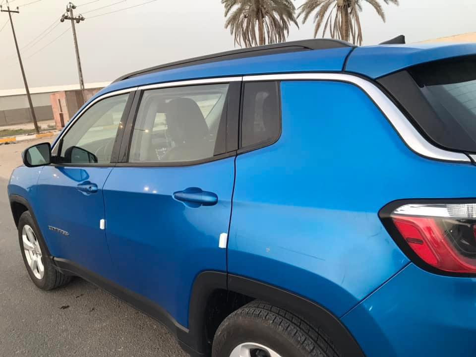 جيب كومباس موديل 2018
فول مواصفات عدا الفتحة 
فور ويل  
بصمة ابواب
بصمة تشغيل 
تشغيل عن بعد
كامرا خلفية
هيتر مراية جانبية 
كشناه جلد تدفئة
بية ضربتين جاملغ امامي عكسرالسايق او جاملع خلفي بارد فقط بدون صبغ 
سيارة حرة راعية باحلة  باقي بس تحويل 
مستعجل ع بيعة كلش الشراي يتصل وانه بلخدمة 
***********
