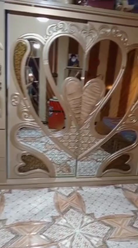 غرفة تركية جديدة مابيه اي ضرر عنوان بصرة ***********

