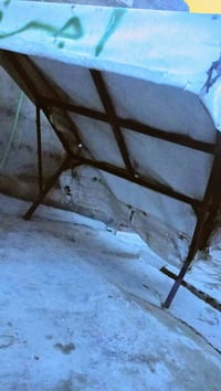 قمريه ستوته • سرير