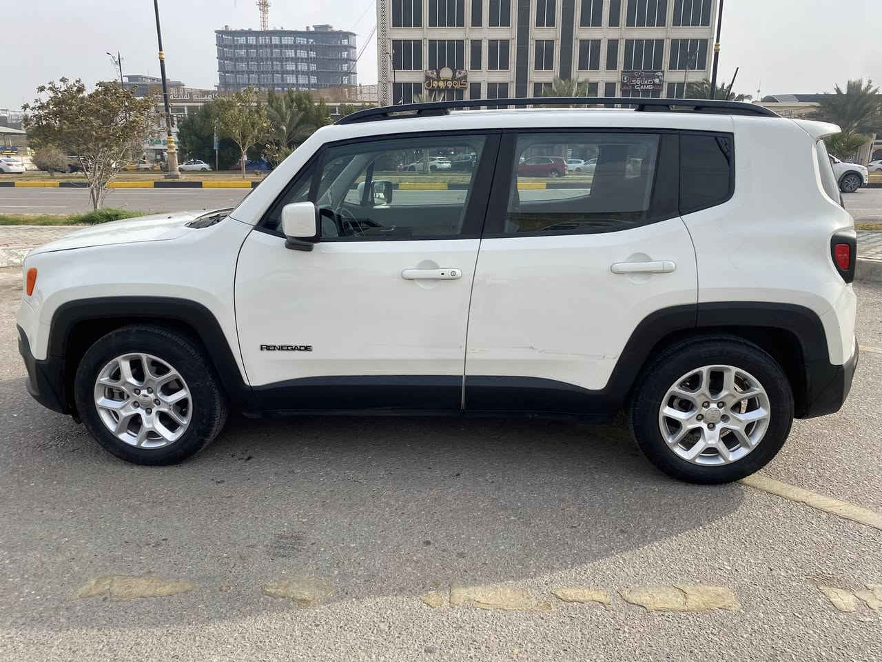 جيب رينكد 2018 لاتيتيود رقم كربلاء ماشية 26 الف بس
مواصفاتها معروفة بصمة دخول ذكي شاشة تاچ كاميرا تحكمات مكينة 2400
حادث جاملغ وبنيد موضح بالصور ، كاملة السيارة ما بيها اي نقص السعر 125 وبيه مجال
مكانها كربلاء ***********
