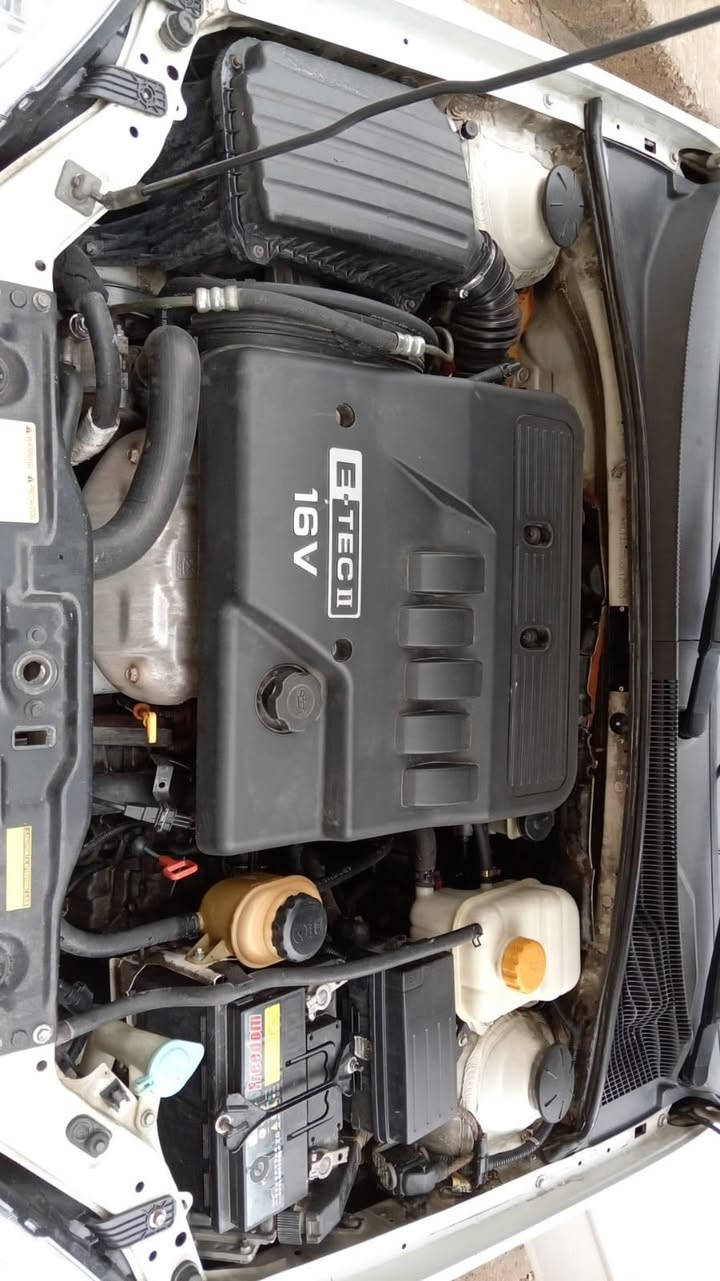 أوبترا موديل ٢٠١٣ بيها جاملغ امامي مبدل فقط  بيها بارد مكاني بغداد راشديه بسمي مكينه كير تبريد حداديه مكفولات 
السعر ٨٨ 
***********
