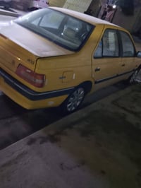 إسلام عليكم بيجو لميس مديل 2015 مكفوله من ضربه وصبغ بس بيها اذيول معمر...