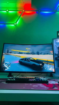 شاشة افيترون • 2K 180Hz • مقوس مستعمل
