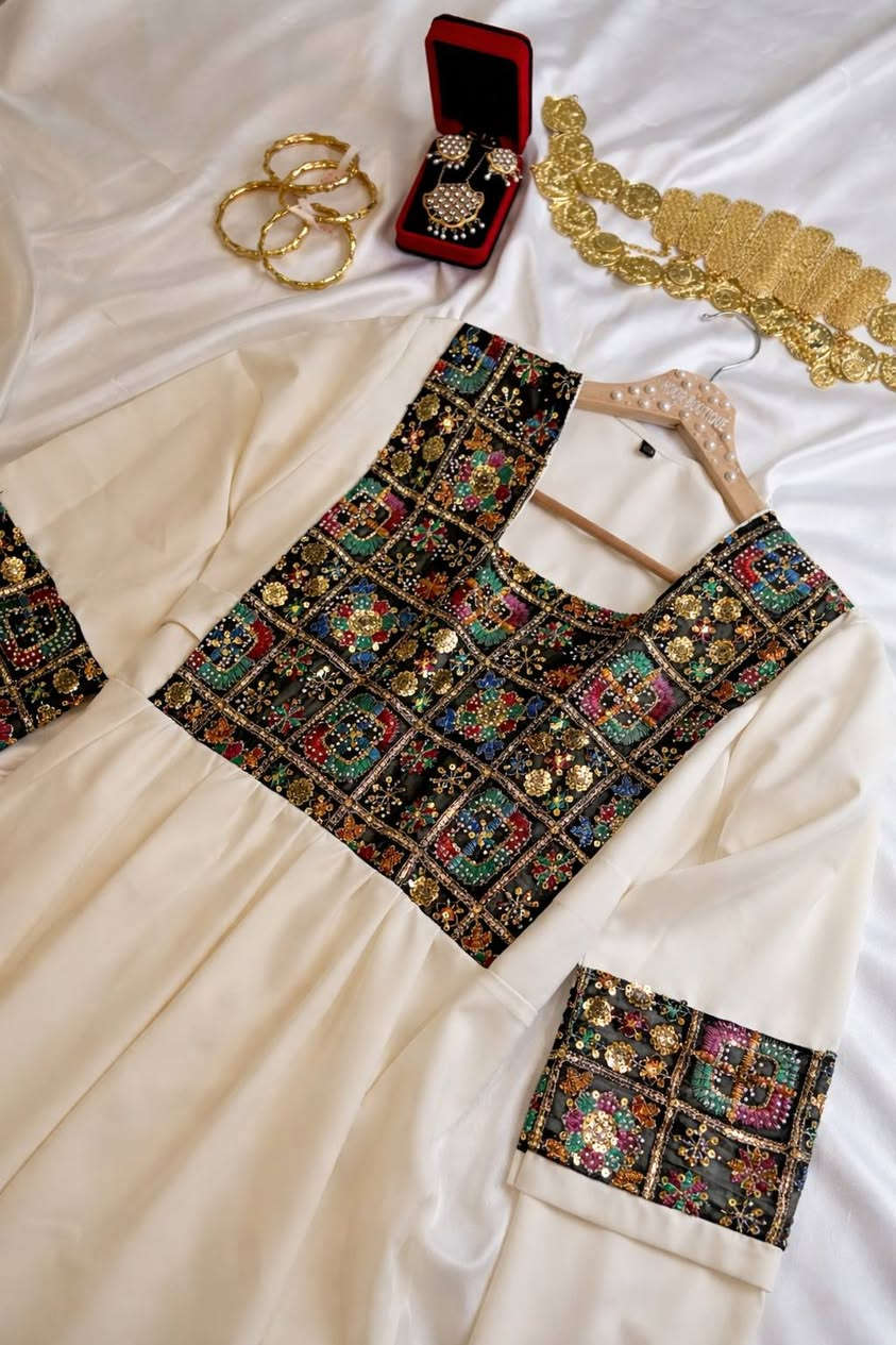 توفرت گلابيات رمضانية خامة درجة اولى 🌙🔥 
القياسات فري سايز حزام من الخلف 

قطع محدودة 

سعر القطعة 35,000

متوفر الدفع عن طريق الماستر كارد

توصيل مجمع بسماية الف
للحجز دايركت | توصيل لكل العراق 5 آلاف 📦⁩


**إذا كنت صاحب هذا الإعلان وتريد حذفه لأي سبب، رجاءا أرسل رسالة إلى الدعم الفني**