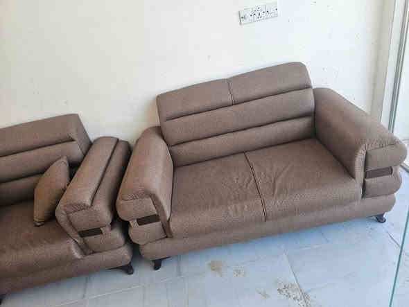 بسم الله الرحمن الرحيم 
مجمع ابو شهاب  الفرع الاصلي ليس لدينا فرع اخر
اشتري كل شيء (اثاث٫بيوت٫عقارات٫ذهب٫سيارات) شعدكم للبيع دزولي خاص ودللو
😍😍😍😍😍😍 
ركزززززززلي ب الاسعار اريد اوزع اليوم بلاااااااش
غرف تركي بدون كنتور لون ابيض ب135
غسالات وحده ب15 
غرفة ماليزي ب100
كنتور بابين 35
تخم رصاصي 4مقاعد ب50
باب خشب ب10
مكيف 150
سبلت 250
اوفن10
حجلات ب10
باب شارع اسلايت ب160
غربي 15
زوالي ب15 و10 الاسعار 
ميز بلازمة ب15
طباخ منضدي جديد ب15
جهاز ليزر شغال ب50
غرفة اطفال كاملة تركي ب150

سوووو تاكات ل اصدقائكم كله عمي ابو شهاب سند الفقراء ب الاسعار وبالخدمة اني 

 توقيت العمل 
(من 2ظهرا  الى 10 ليلا)
الاسعار بيهم خصم يجي الزبون ويدلل 
📍عنوان المجمع
واسط/كوت /خاجية شارع 30 من صيدلية اليقين بتجاه شارع بدره ثاني فرع على الجهة اليمنه داخل الفرع 

للاستفسار اتصل
*********** ابو شهاب (واتساب)
*********** ابو شهاب 
متابعة لقناتي
https://t.me/aboshihab1.  رابط القناة
