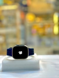 Apple Watch Ultra 2 49mm ساعة ابل الترا جيل ثاني لون التيتانيوم الطبيع...
