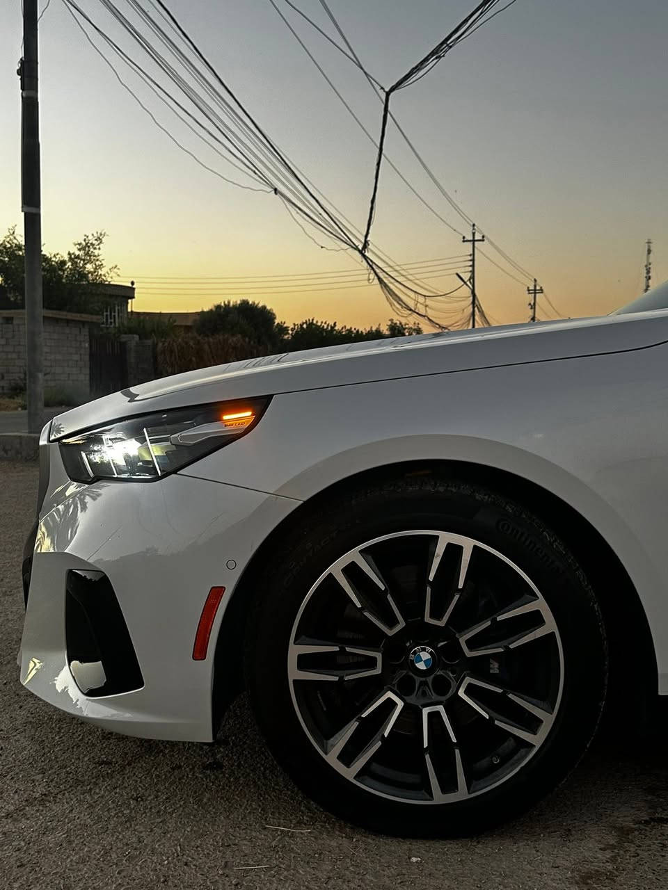 🔥 BMW 530i xDrive M Package 2024 🔥
وارد أمريكي كلين Title، بدون أي ضرر أو حوادث، بحالة ممتازة جداً.

✅ ماشية 19 ألف ميل قابل للزيادة
✅ محرك 2.0 TwinPower Turbo مع نظام Mild Hybrid
✅ قوة 255 حصان
✅ نظام دفع رباعي xDrive
✅ M Package أصلي كامل
✅ جنوط M Sport
✅ شاشة BMW Curved Display الكبيرة
✅ نظام iDrive 8.5 الأحدث
✅ Apple CarPlay & Android Auto
✅ كاميرات وحساسات أمامية وخلفية
✅ مقاعد جلد كهربائية مع الذاكرة
✅ بصمة تشغيل ودخول ذكي
✅ إضاءة داخلية Ambient Light متعددة الألوان
✅ شاحن لاسلكي للموبايل
✅ نظام صوتي هارمن كاردن 

💰 السعر: 53,000$

📞 رقم الهاتف: ***********

🕘 أوقات الاتصال: من 9:00 صباحاً إلى 10:00 مساءً

📍للاستفسار الاتصال على رقم الهاتف.
