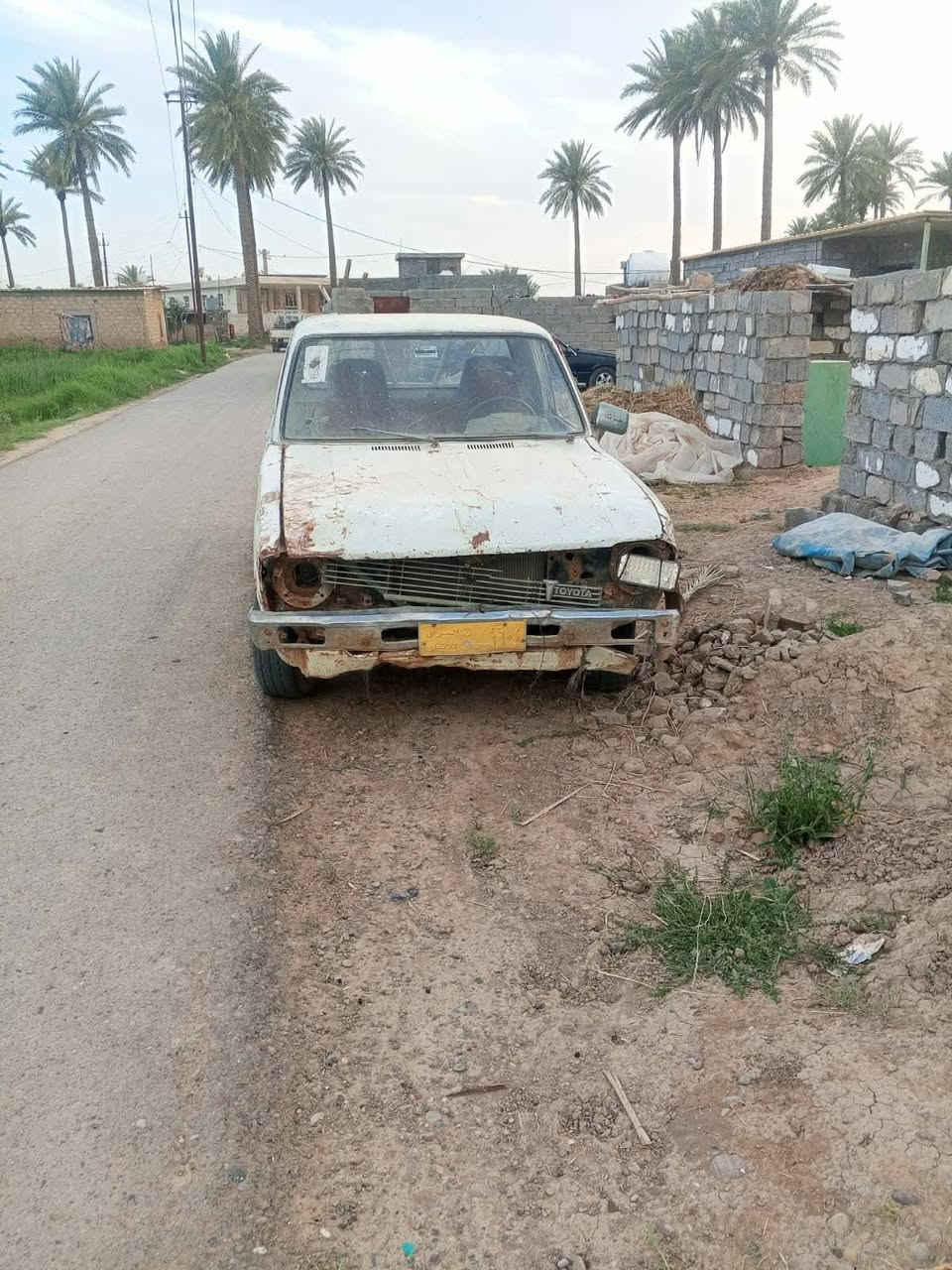 سلام عليكم بيكم تيوتا موديل 80 رقم صدامي اصفر انبار راعيها موجود مكان بغداد جكوك سعر 16 هاتف ***********
