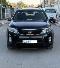 سورنتو 2015 خمسه راكب مكينه 2400 GDI قطعتين تبريد السياره حادثه باب عك...