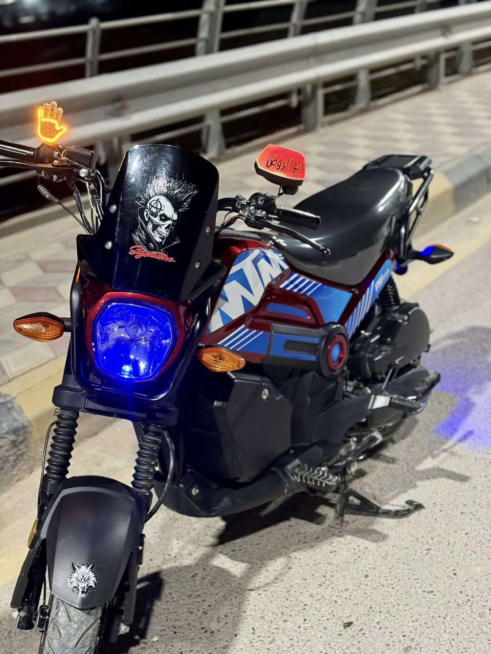 السلام عليكم للبيع دراجه هوندا نوفه أم تي أم دراجه مكفوله كفاله عامه مكينه 150شلعه ومعدل السعر 1250وبيه مجال المكان طوريج الرقم ***********
