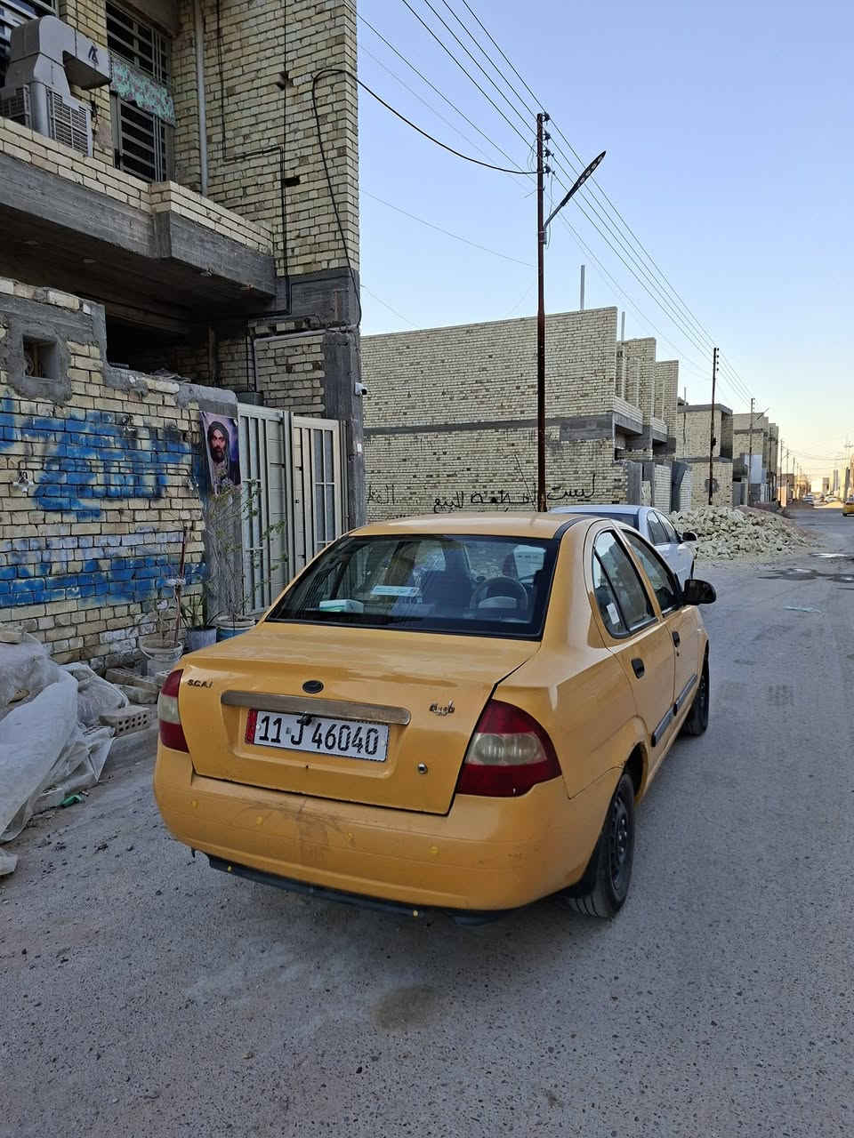 السلام عليكم
طيبه ٢٠١٥ بسها بارد جاكلغ ايسر و شوي بالصندوك الباقي مكفوله السياره كير ميكنه شواصي تبريد كفاله تخم تاير جديد سنتر لوك دوشمه جديده شاشه و كامره السياره نصيفه مكاني بغداد سعرها ٤٠ و بيها مجال 
واتساب ***********
اتصال ***********
