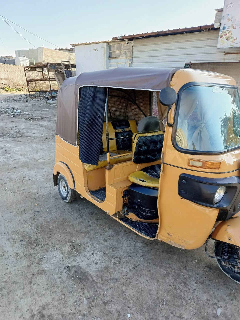 السلام عليكم تكتك موديل 19رقم ديالى إنكليزي مكينه وكسل مكفولات مصبوغه عام كهربائيات كامله السعر 5300وبيه مجال اتصل ودلل المكان بعقوبة ***********
