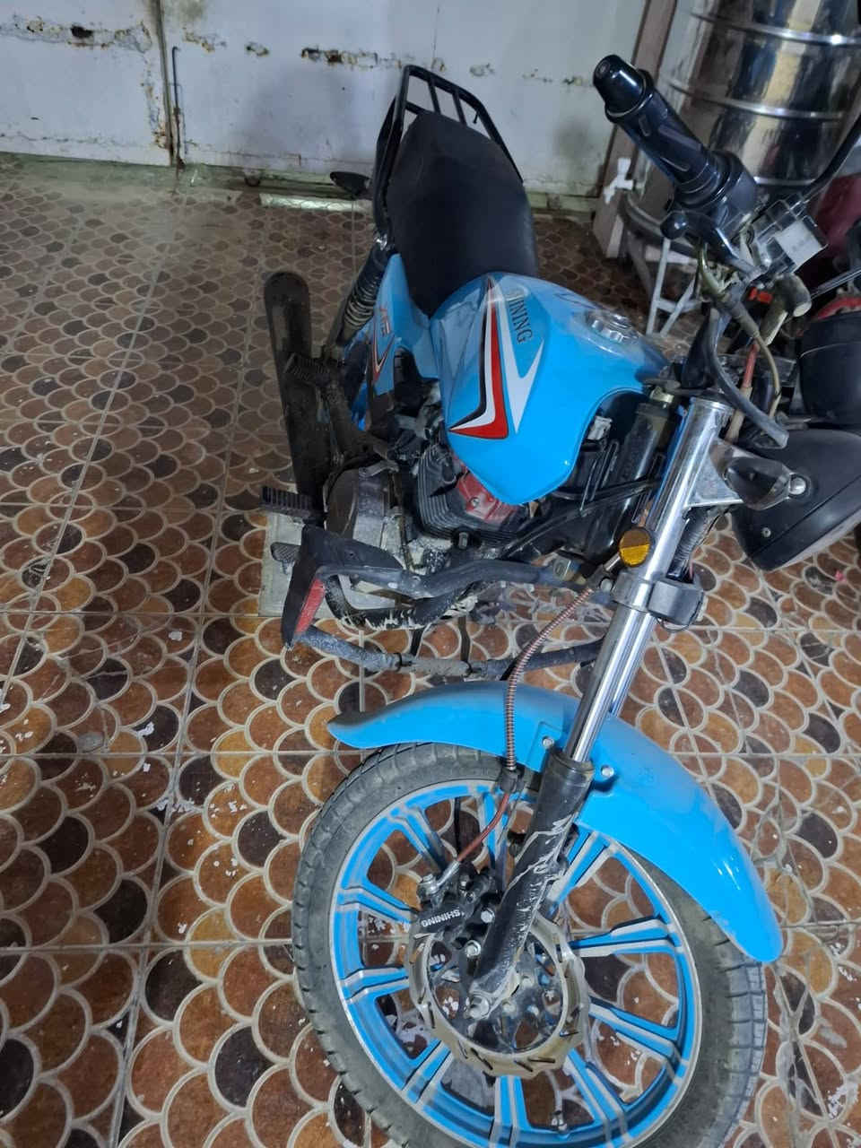 دراجه للبيع شاينك ٢٠٢٣ اوراق كامله محرك ١٥٠ /٨٠٠ بيه مجال ***********
