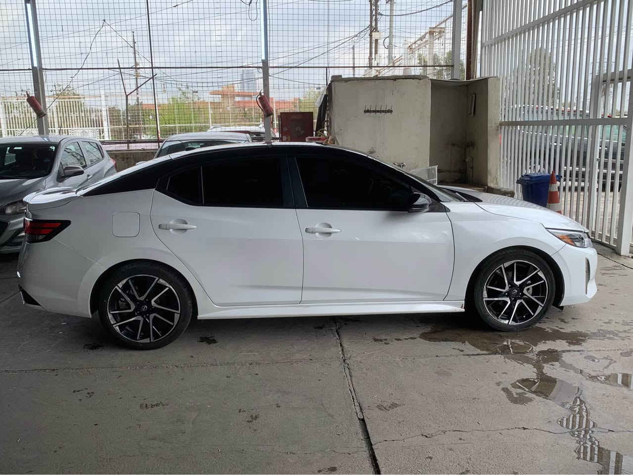 نيسان سينترا ٢٠٢٤ مواصفات SR سقف اسود بنصبط حادثها جاملغ سكن صبغ و شوية جاملغ صايق بدون دواخل ارباك ستيرن طاك و بردة راجع سيستم بلادي 
سعر ١٥٥ مجال رقم واتساب موجود
*********** أربيل, العراق
