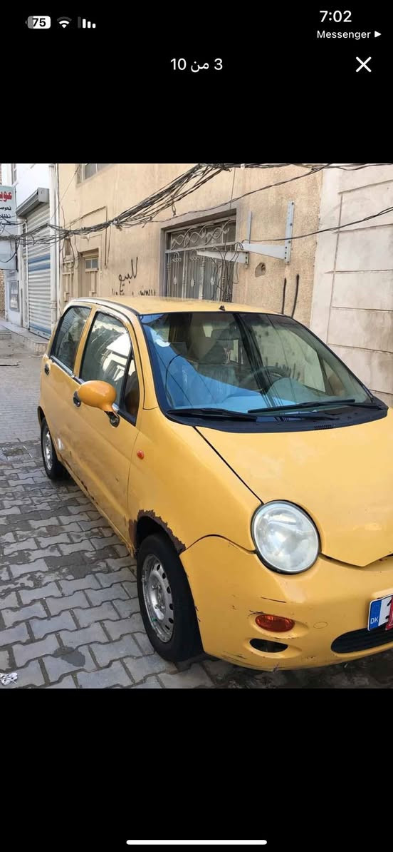 السلام عليكم … من بعد اذن الادمن المحترم ..
للبيع كيو كيو  موديل 12 الله شاهد سيارة خير من الله.
عليها ادامة كاملة على ايدي مسويها تبريد ثلج ❄️ تدفئة.
مكينة كير كهربائيات  باتري  جدد. راديتر.
حدادية كلها مبدلها جديدة دبلات عينه صينيه.
 تخم تاير جديد.
والبدي مالها كدامك راعيها موجود بالدوانيه سعرها مناسب جدا
مكان السيارة النجف الاشرف ***********
