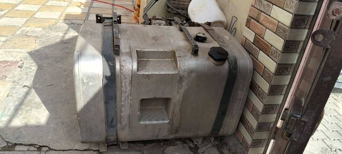 تانكي كاز 520لتر لبيع مكانه نجف سعر 500الف كونترول كرين هياب 10طن هم ينباع الستفسار ***********
