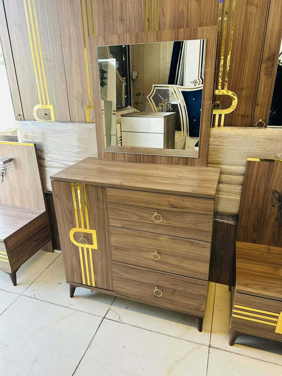 غرفه فووول نظافه مع شد ونقل داخل بغداد مجاني 450قفل سارعوو بل حجز


**إذا كنت صاحب هذا الإعلان وتريد حذفه لأي سبب، رجاءا أرسل رسالة إلى الدعم الفني**