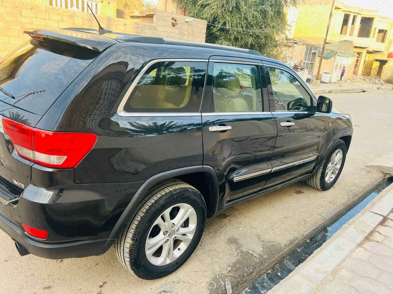 يالله اللهم صل على محمد وآل محمد
جيب خليجي هيمي موديل 2012 فول لفول الاخير 
السياره فقط صبغ 
بنيد وجاملغ وربع باب العبري شرط 
السعر 140 وبيه مجال 
الاتصال مكلف بلنشر مكلف بلنشر مكلف بلنشر 
***********
