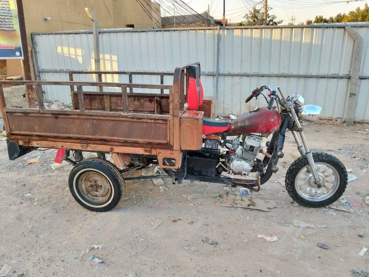 سلام عليكم مرصد الكروب ستوته ام تي ار ٢٠٠٩ جارده رقم اسود كله شغال
السعر ١٤٠٠ وبيهه مجال *********** نجف
