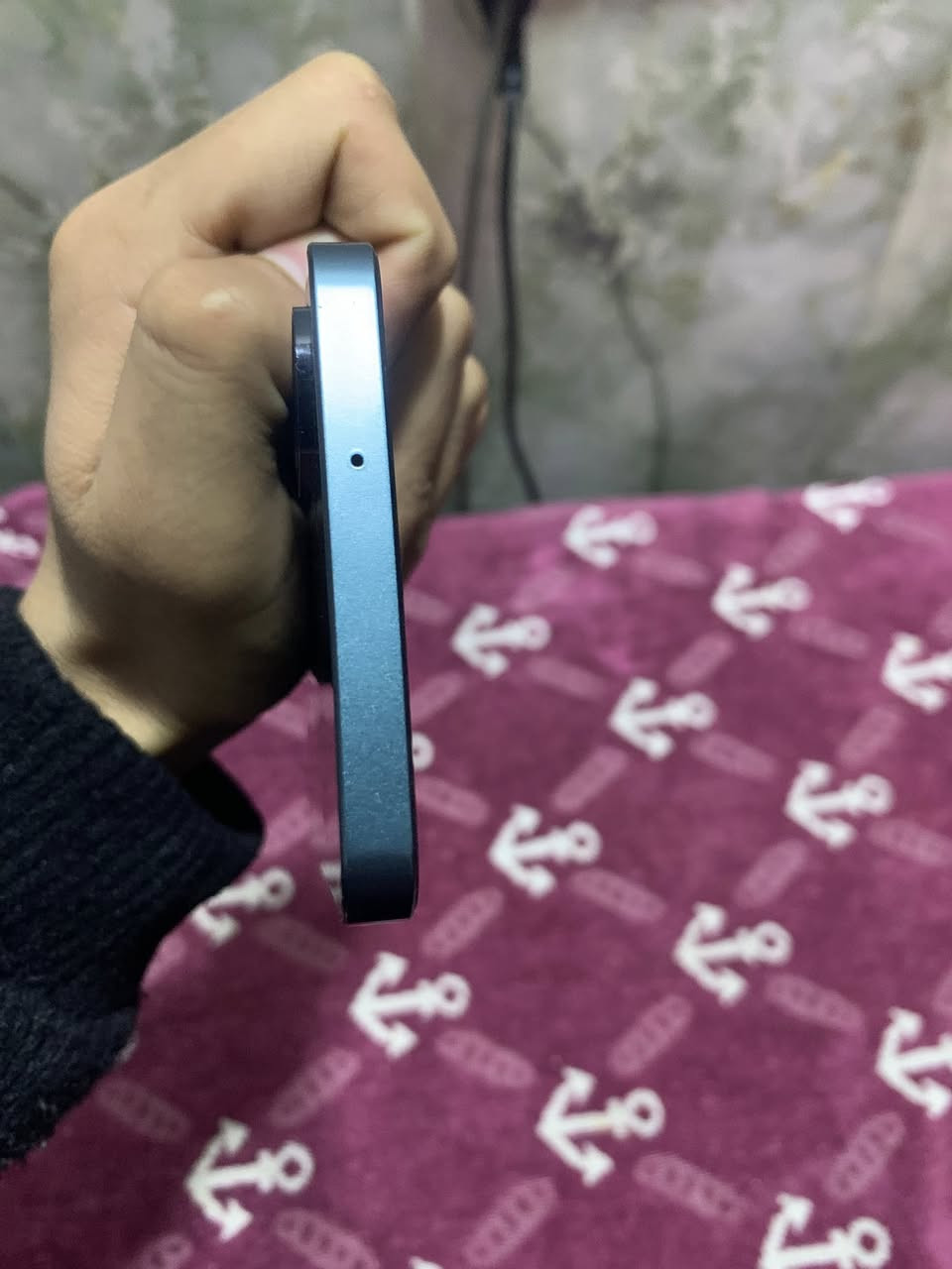 سلام عليكم جهاز سامسونج للبيع فتحه من الكارتونه ومعجبه نضيف اخو الجديد ذاكره 64سعره 150وبي مجال الله شاهد الولد مأخذه 175مراسله خاص أو رقمي ***********
