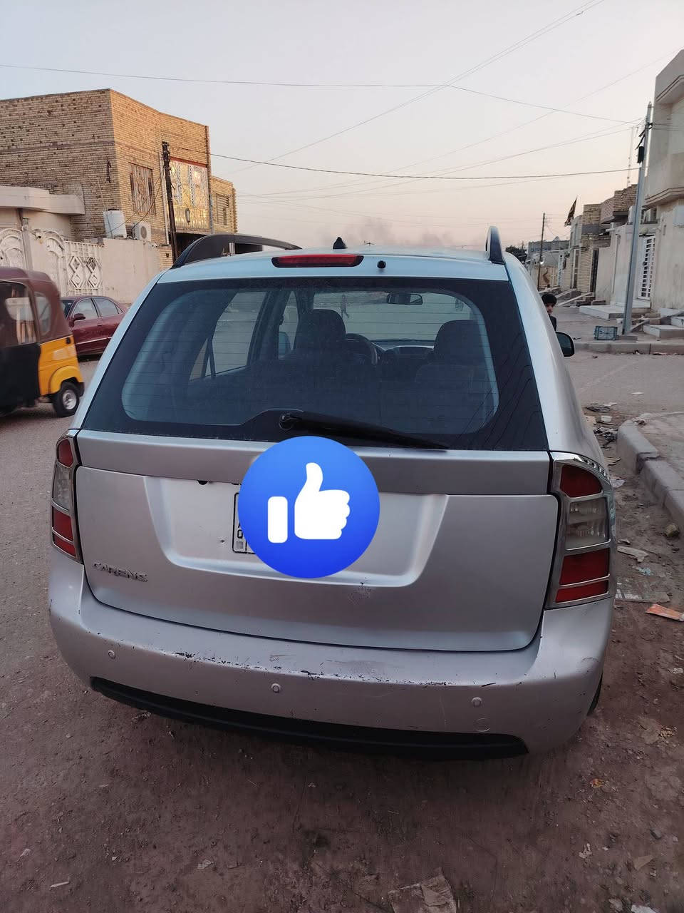 كيا كارنز موديل 2009 سياره بيها بس بنيد رقم بغداد مكان ميسان سعر 105تصال ***********
