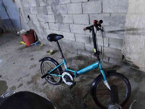 السلام عليكم بايسكل للبيع كلشي شغالة كامل مكمل السعر ٤٥ مكان بغداد المشتل الشراي  يتصل عل رقم ***********
