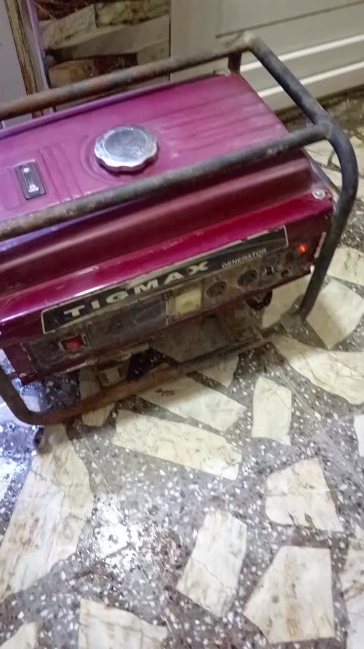 للبيع مولده شغاله نضيفه باب اول من القديمات
***********
