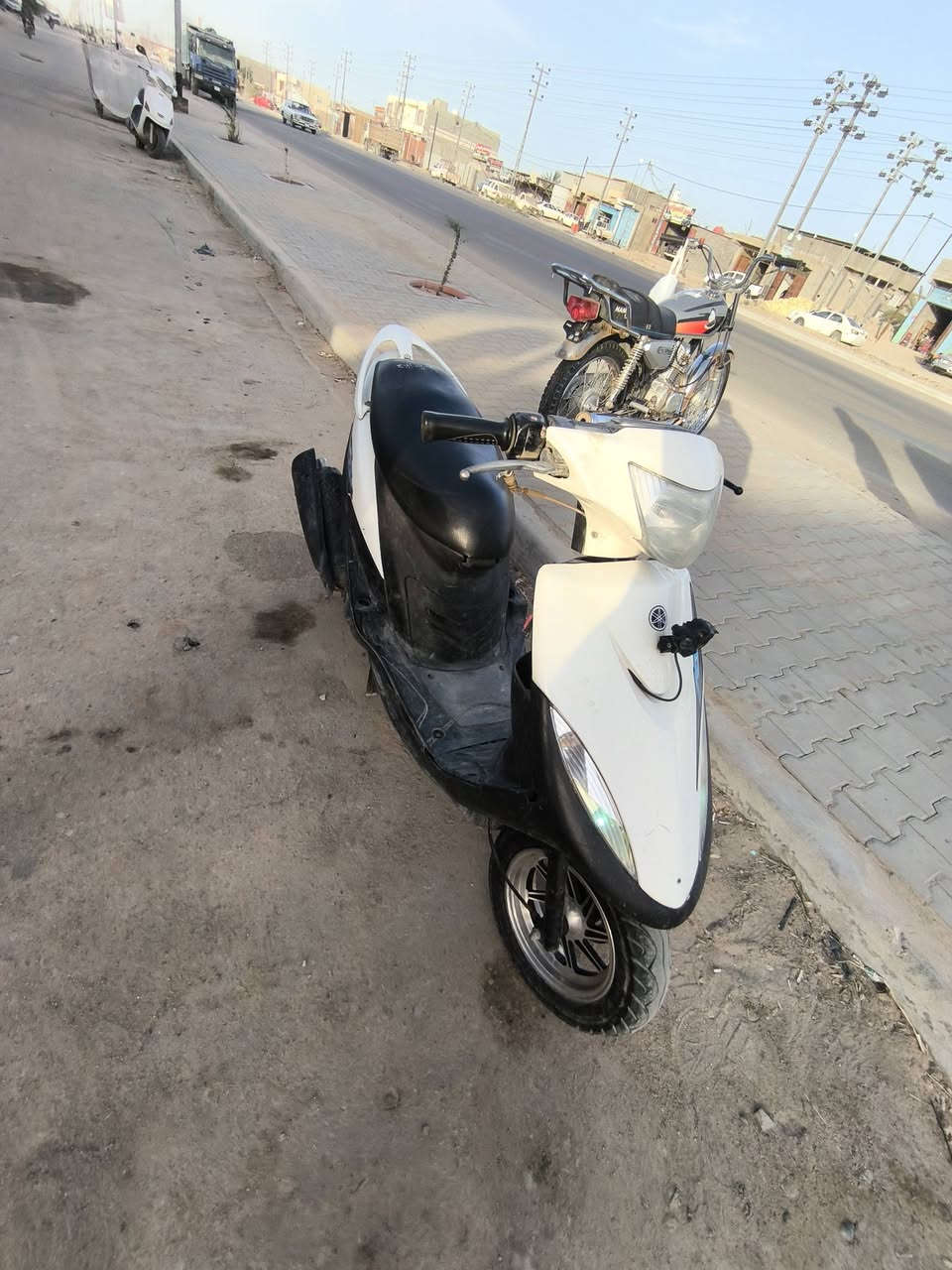 سلام عليكم دراجه ماكس مامفتوحه كلشي شغال كلجات رياضي كزوز رياضي عينه رياضيه / ب 725 وبيه مجال عنوان الهوير دراجه مو الي هاذ رقم راعيه لحد يراسلني *********** 👉👉
