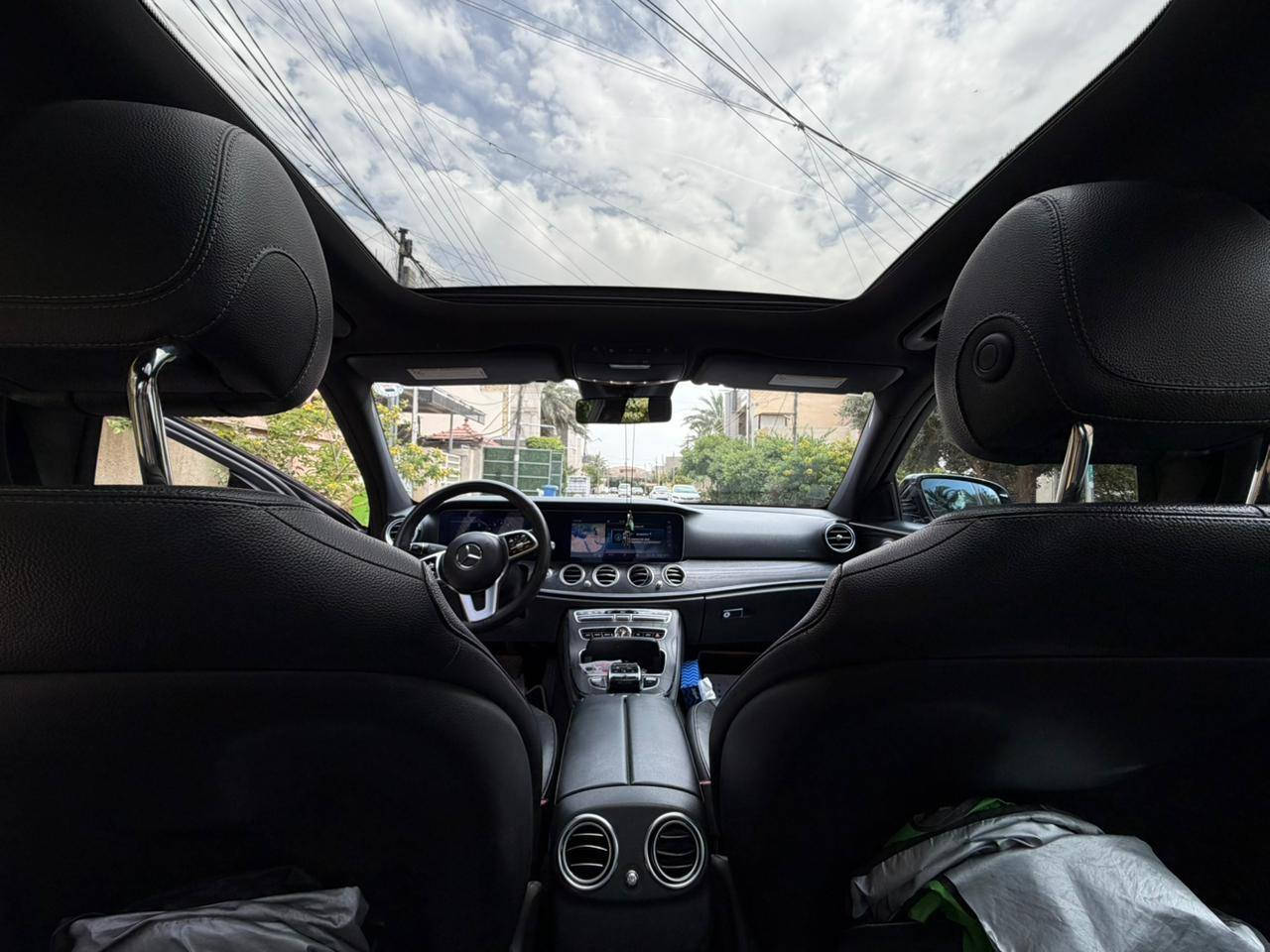 سلام عليكم....
🚗 للبيع 
Mercedes-Benz E300 4MATIC

🔹 موديل: 2019  
🔹 اللون الخارجي: أسود  
🔹 اللون الداخلي: جلد أسود  
🔹 الممشى: 7٨ ألف كم  
🔹 وارد كندي  
🔹 رقم أربيل باسمي

⚙️ المواصفات:
✔️ محرك 2.0 Turbo  
✔️ دبل (4MATIC)  
✔️ فول مواصفات  
✔️ كير أوتوماتيك 9 سرعات  
✔️ تشغيل بصمة Keyless Start  
✔️ فتحة سقف بانوراما  
✔️ شاشة كبيرة + نظام ملاحة  
✔️ مقاعد جلد كهربائية مع ذاكرة  
✔️ رادار + مثبت سرعة  
✔️ حساسات أمامية وخلفية  
✔️ كاميرا خلفية  
✔️ إنارة LED ٦٤ لون 

✨ السيارة نظيفة جداً والاستعمال شخصي  
✨ جاهزة للفحص وما تحتاج أي صرف
مكان بغداد
سعر 350 ورقه
للاستفسار
***********
