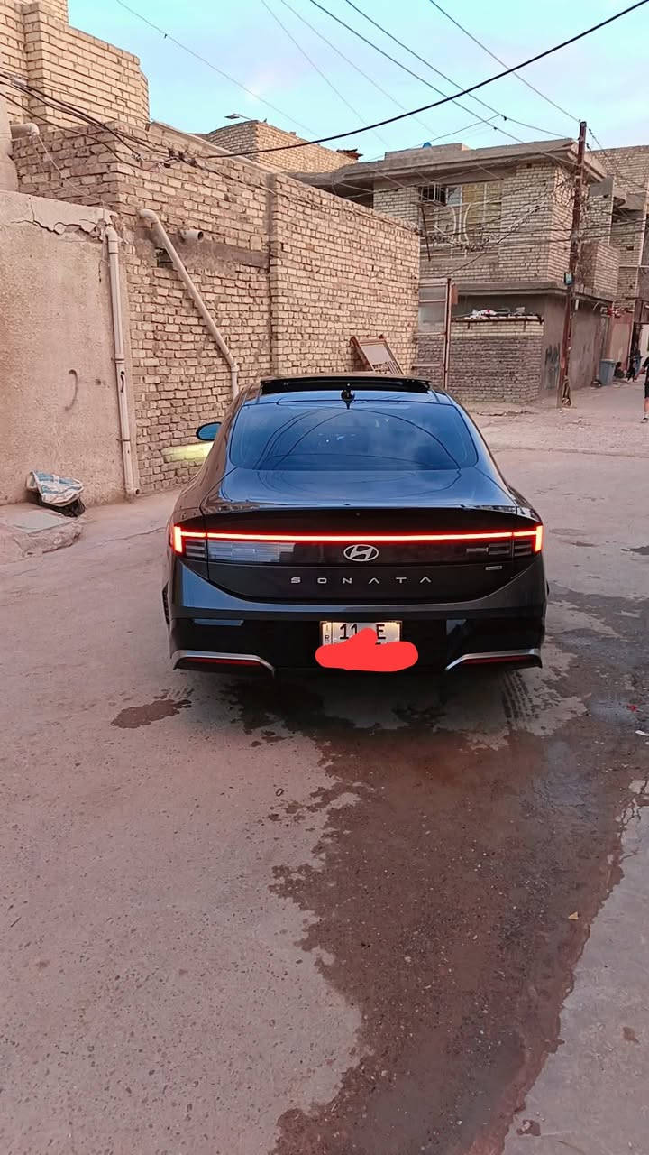 السلام عليكم
للبيع هونداي سوناته هايبرد 2024
فول مواصفات
سياره حلوه 
كامره 360دوار بنرامه
تحكم ستيرن
حادث تبديل بس بنيد وبار شبرين بجاملق
باقي سياره كفاله بدون دواخل
مكان سياره بغداد مدينت الصدر 
182 وبيهه مجال 
***********بي وتساب
