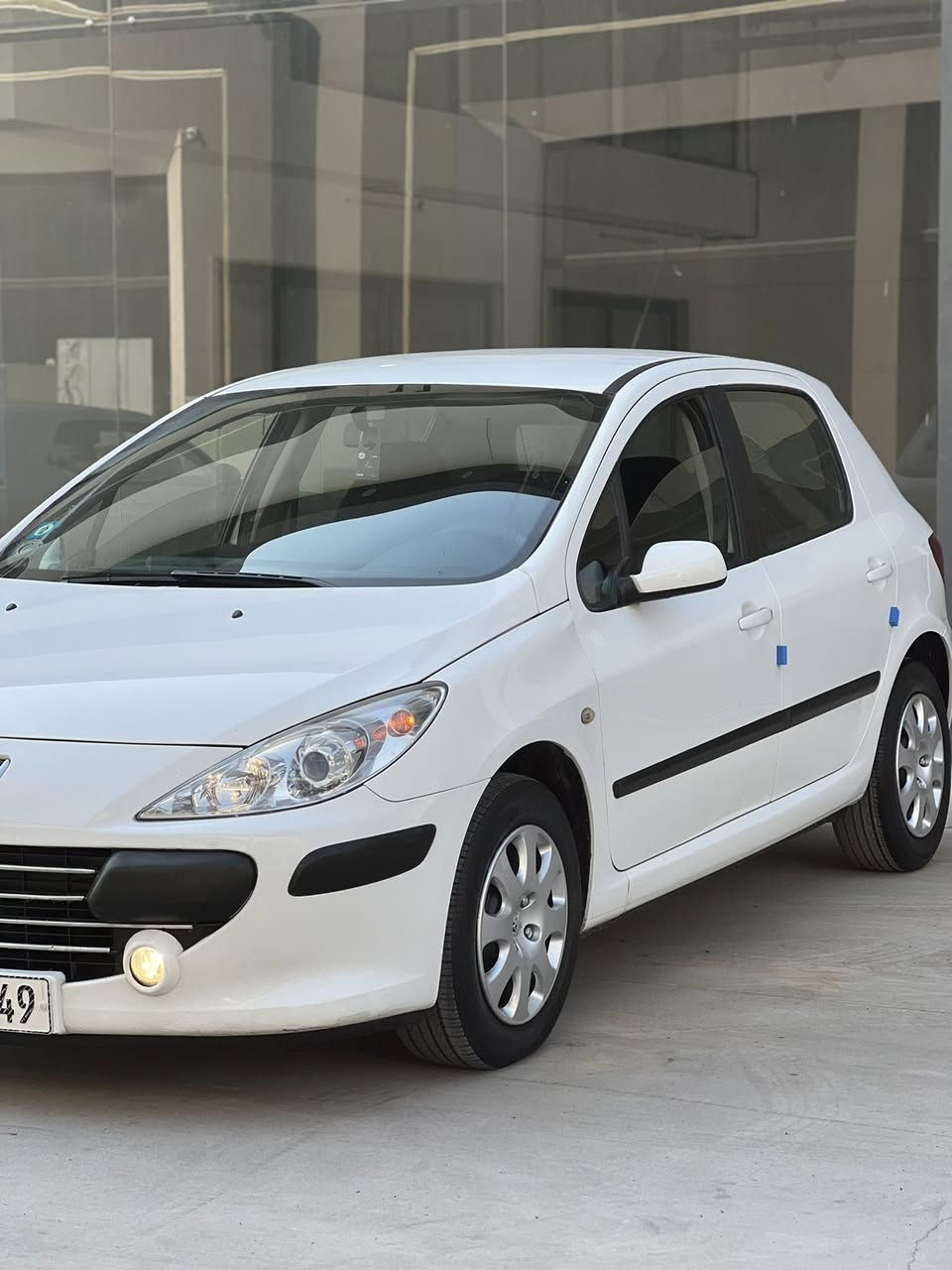 للبيع
بيجو 2006
السياره بدون قطرة صبغ
1-اربعة جامات اوتو 
2-كمبيوتر
3-مرايات كهرباء
4-بلاجكتور 2006
5-قفل مركزي
6- حساسات خلفية شغالة
السياره بدون اي جطلات على وضع الشركه شرط
كير درجة اولى
محرك درجة اولى 
صدر امامي خلفي 100/100
ترايها شرط زيرو 
السياره كلها على وضع الشركه 
تايرات جديد
لايتات اصليات جديد 
بك لايت اصلي
السياره احلا من الصور

داخلها جديد بدون اي عيوب 

السياره بأسمي تحويل او وكالة موجود

هزة وفحص جديد
 
رقم مسطرة مشروع وطني
سنوية 2031 

السياره بدون اي نقوصات 

السعر (75) وبيها مجال 

***********
***********
