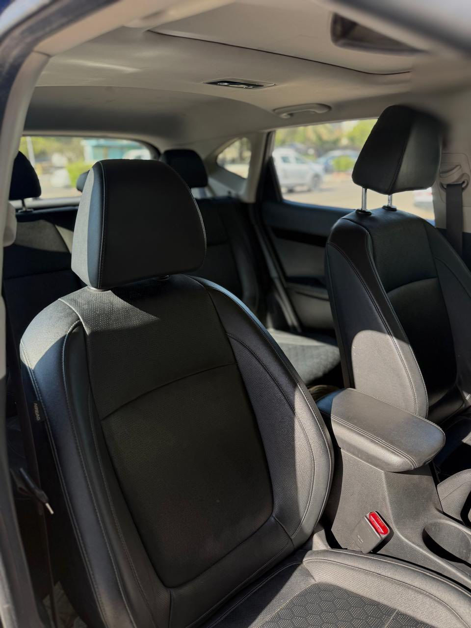 السلام عليكم كيا سليتوس موديل 2021
حادث السيارة دعامية وماصدة والبنيد نفسه راجع
مكفولة الشواصي وباقي السيارة 
السيارة بااسمي رقم بغداد الجديد تحويل مباشر 
السنوية جديدة
مواصفات السيارة
فئة EX 
بصمة تشغيل عن بعد و ابواب وصندوك
محرك 2000 دوش المرغوب ومكفول مع الكير
كشنات جلد ومخملي 
اشاير المري
رادار امامي وخلفي وجانبي 
تدفئة كشنات 
تدفئةسترن
شاشة كبيرة
كامرة دوارة 
سستم صوت 
تو ويل
تبريد قطعتين
الانارة الداخلية لمس
اوتو ستوب
تحديد مسار
قيادة ذاتية
توقف ذاتي 
تنبيه عن مغادرة المسار
كروس سرعة
مانع انزلاق 
ويل كب بلادي حساس
حساس 360 درجة
وضعيات قيادة سبورت وسمارت ونورمل 
بك لايت لد 

وبعد بيها مواصفات 

سيارة جاهزة وكاملة من جميع النواحي 

سعر السيارة 160$ ورقة وبيها مجال 

مكان السيارة بغداد-اليرموك

للاستفسار اتصال ***********
