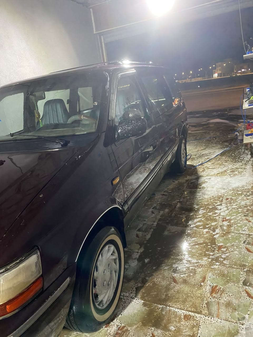 للبيع – كرايسلر فوياجر 1993
السيارة بحالة تشغيل، تمشي بدون مشاكل، مناسبة للاستخدام اليومي أو سفرات قصيرة.

🔹 الموديل: 1993
🔹 النوع: كرايسلر فوياجر
🔹 اللون: خمري
🔹 الوقود: بنزين
🔹 المواصفات:
 • محرك شغال
 • قير شغال
 • داخلية نظيفة نسبة لعمر السيارة
 • تتحمل وشغلها معروف

📄 أوراقها أصولية
💰 السعر:  42 ورقه قابل للتفاوض للجادين فقط
📍 الموقع: (الانبار / الرمادي )

📞 للاستفسار: ***********
