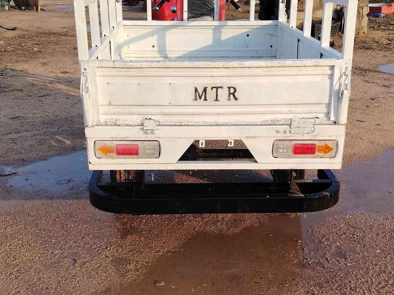 سلام عليكم ستوته للبيع موديل ١٧وراق ستنساخ مكاني نجف حيدريه عمود ٤١١سعرها ١١٠٠ وبيها مجال ***********
