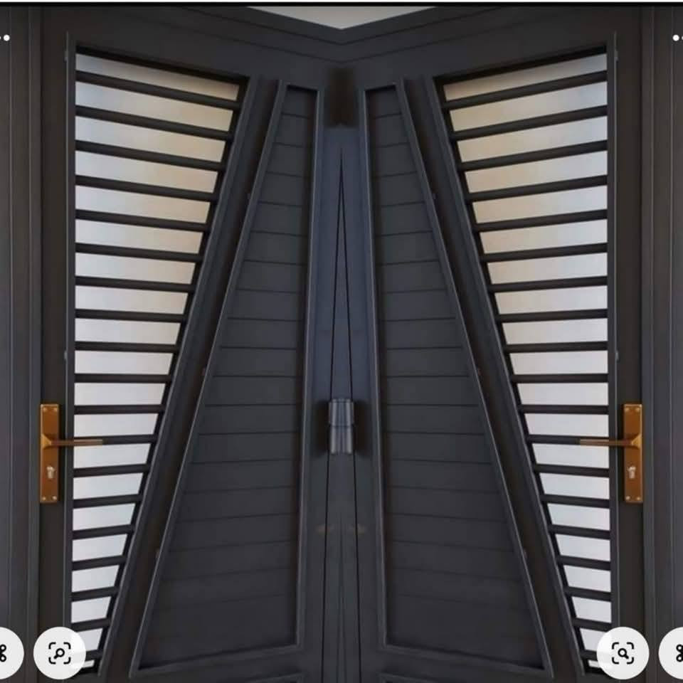 باب كندور بديل الخشب السعر 300 الف باب مطبخ بديل الخشب السعر 250 الف الحديد الثقيل  مليم وثمانيه***********
