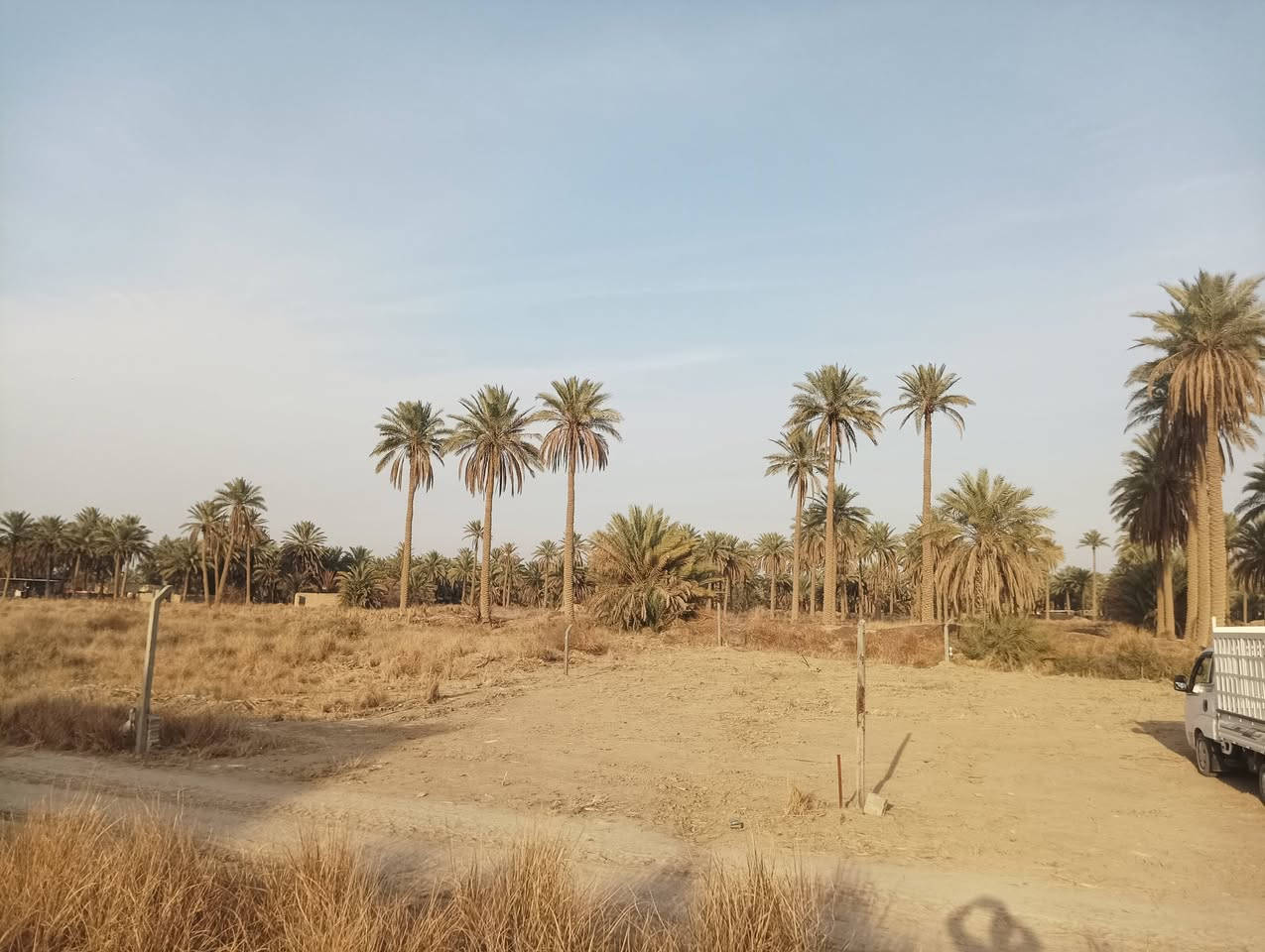 يابا السلام عليكم من رخصتك مدير الكروب قطعه للبيع المساحه 500 المكان قرب معمل ابو كيره  القطعه الخدمات مي وكهرباء الشراي ما يكون خاطر الا طيب يتصل على هذا الرقم ***********
