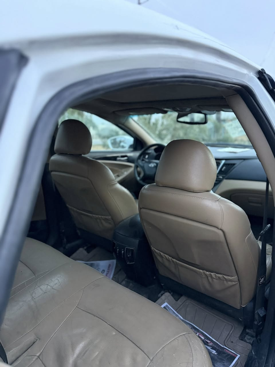 سوناتا موديل 2013 وارد امريكي فول الفول بنوراما بصمه جلد بيجي مواصفات خليجي بجم حوض شواصي كفاله بيه رشات صبغ ابيع حزام جمالية السعر 97 
***********
***********
