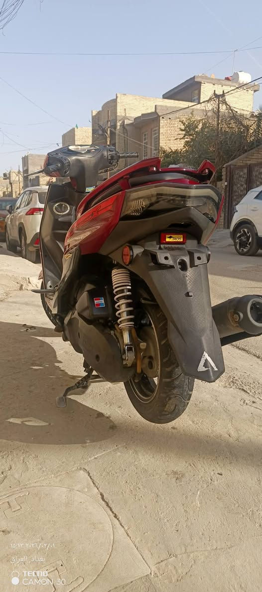 سلام عليكم سكنس شمعه وارد كوري 2016 كفاله عامه من كلشي كهربائيات كلها شغاله مكينه خرسه ونكره كل وقت لو احمر مميز قليل كلش اكو منه بريكات دسك امامي خلفي تايرات جدد تايوان ربع مذب عليهاا
العنوان بلديات 
الرقم *********** 
السعر اتصل وخادمك
