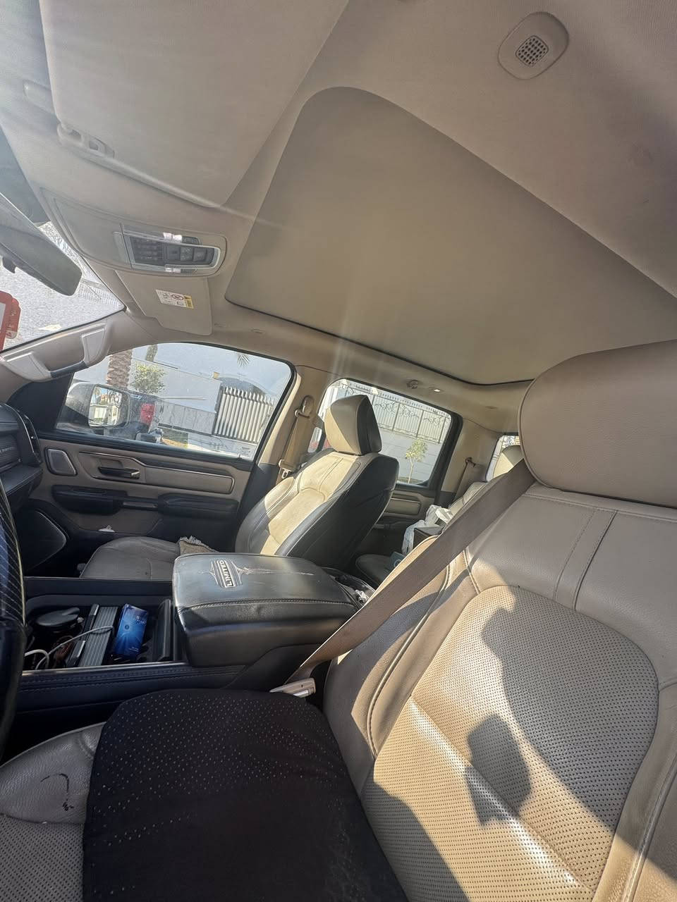 رام LIMITED وكالة    رقم الهاتف ***********
