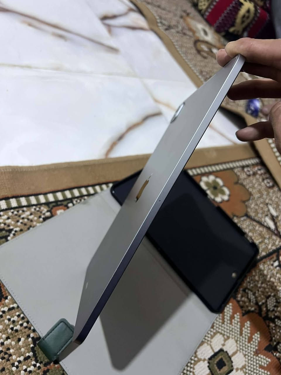 سلام عليكم ايباد m2 ذاكره 256  بطاريه قبل فتره فاحصه 91
جهاز كارتون  معنه الكلمه  زلغ مابي  ذا بي زلغ ترجعه سعره 750  مكان ذي قار ناحيه المنار  *********** وتساب
